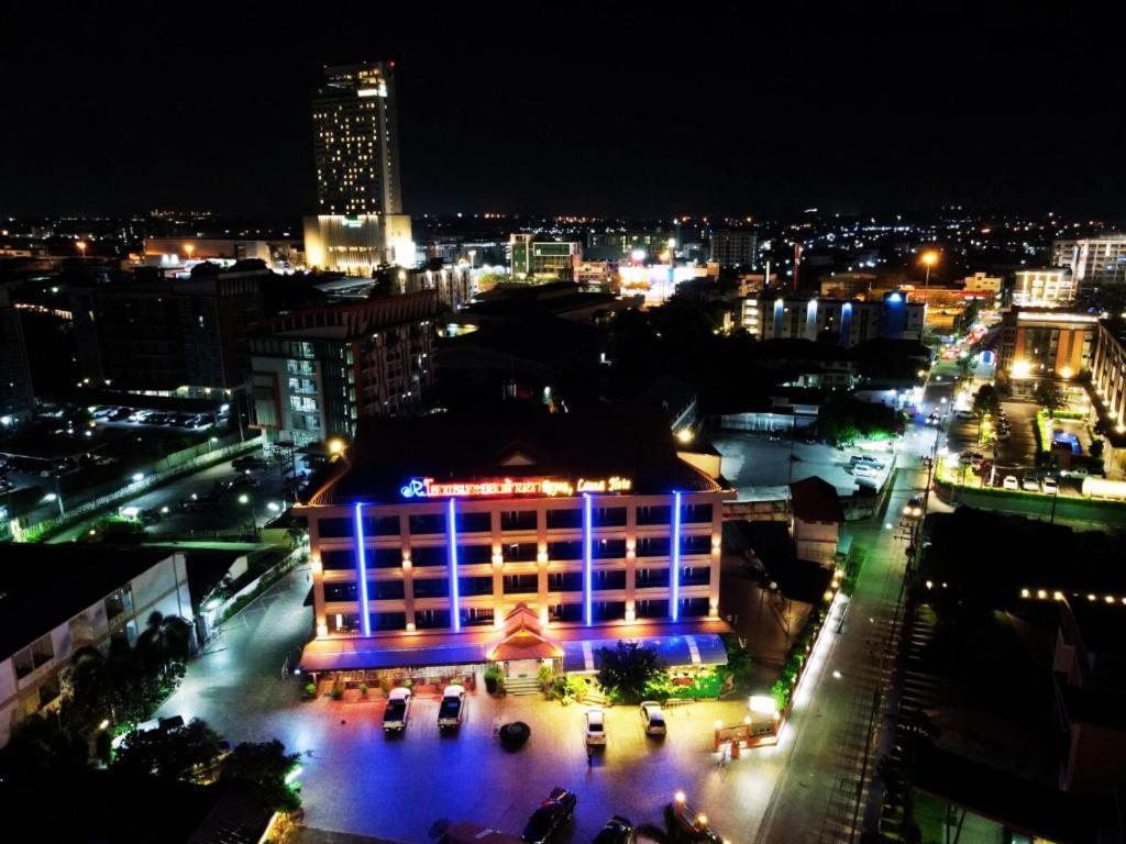 Rayong Lanna Hotel Exteriér fotografie